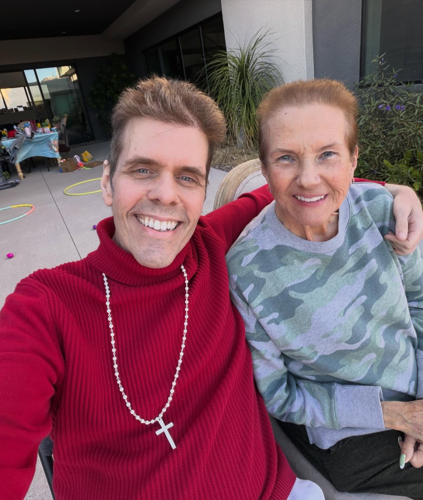 Perez Hilton’s sister shares new details about celeb blogger’s ‘meltdown’ in 911 call: ‘He’s covered in blood’
