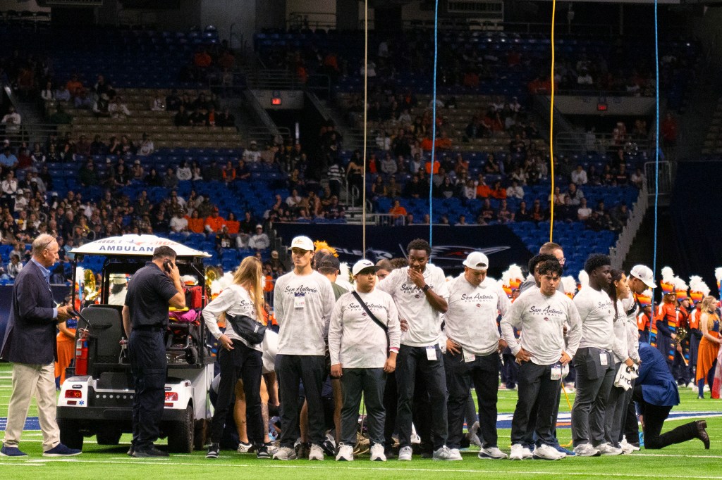 Elite Air Force trainer was performing one of the most dangerous stunts possible before fatal fall at UTSA game: experts