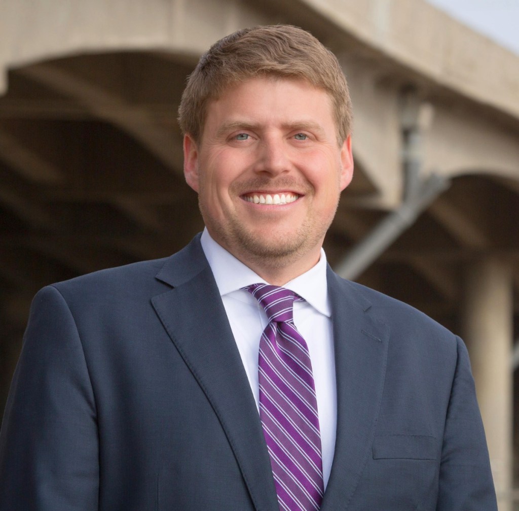 High speed rail consultants took mystery late-night trips from CEO’s home on taxpayer’s dime: report