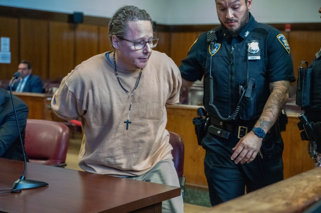 Sick S&M-obsessed lawyer tortured latest victim for 7 hours with shock collar, waterboarding: prosecutors