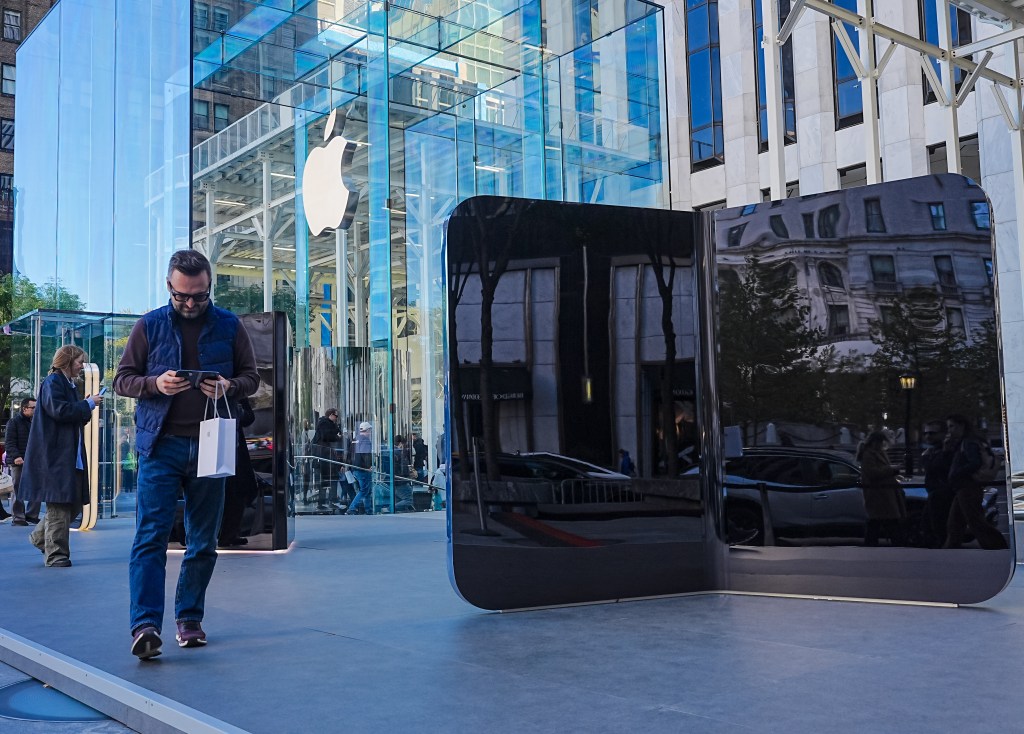 Apple’s new $2K iPhone Duo wows critics with foldable screen — but some users are already complaining of cracked devices