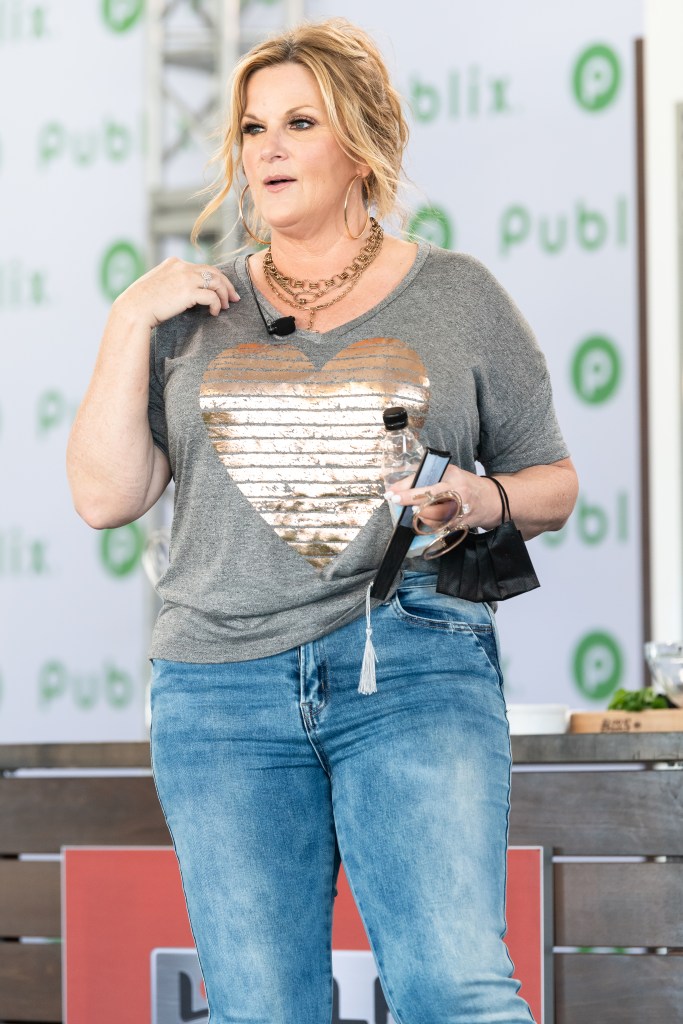 Trisha Yearwood, 62, shows off slim figure in rare red carpet appearance