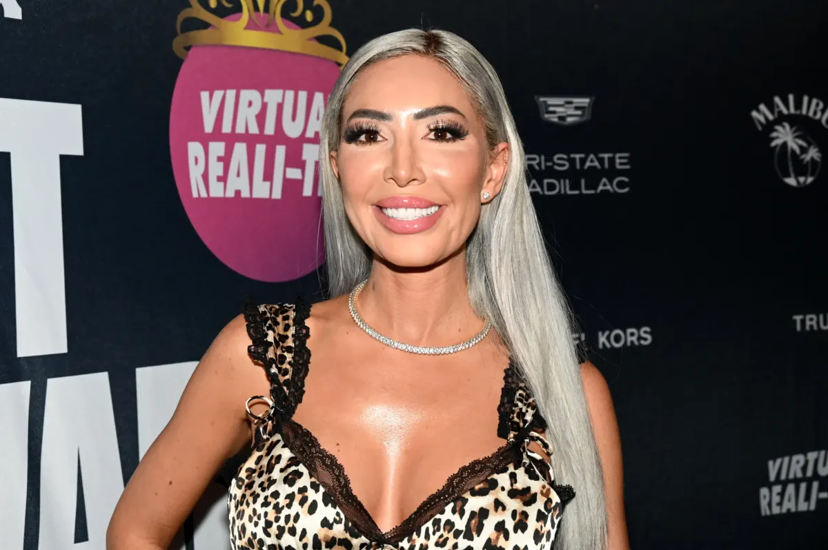 Teen Mom star Farrah Abraham 'unable to speak' after undergoing double jaw surgery