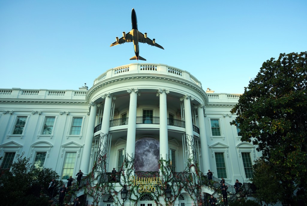 Trump and Melania surprise trick-or-treaters with Air Force One flyover at White House Halloween celebration