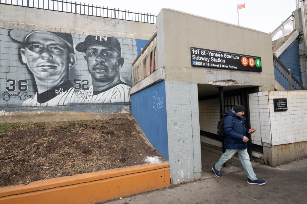 MTA’s $26.7M Yankee Stadium elevators racked up 41 outages, stranded riders