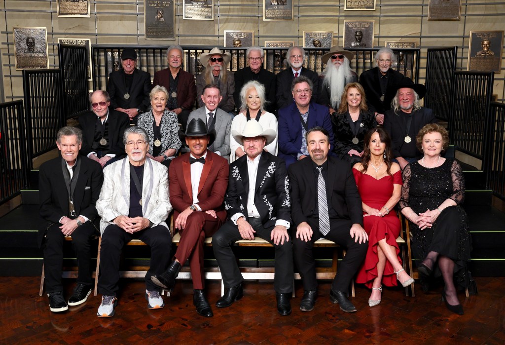 John Anderson enjoyed final public outing with Tim McGraw, other country legends before death at 71