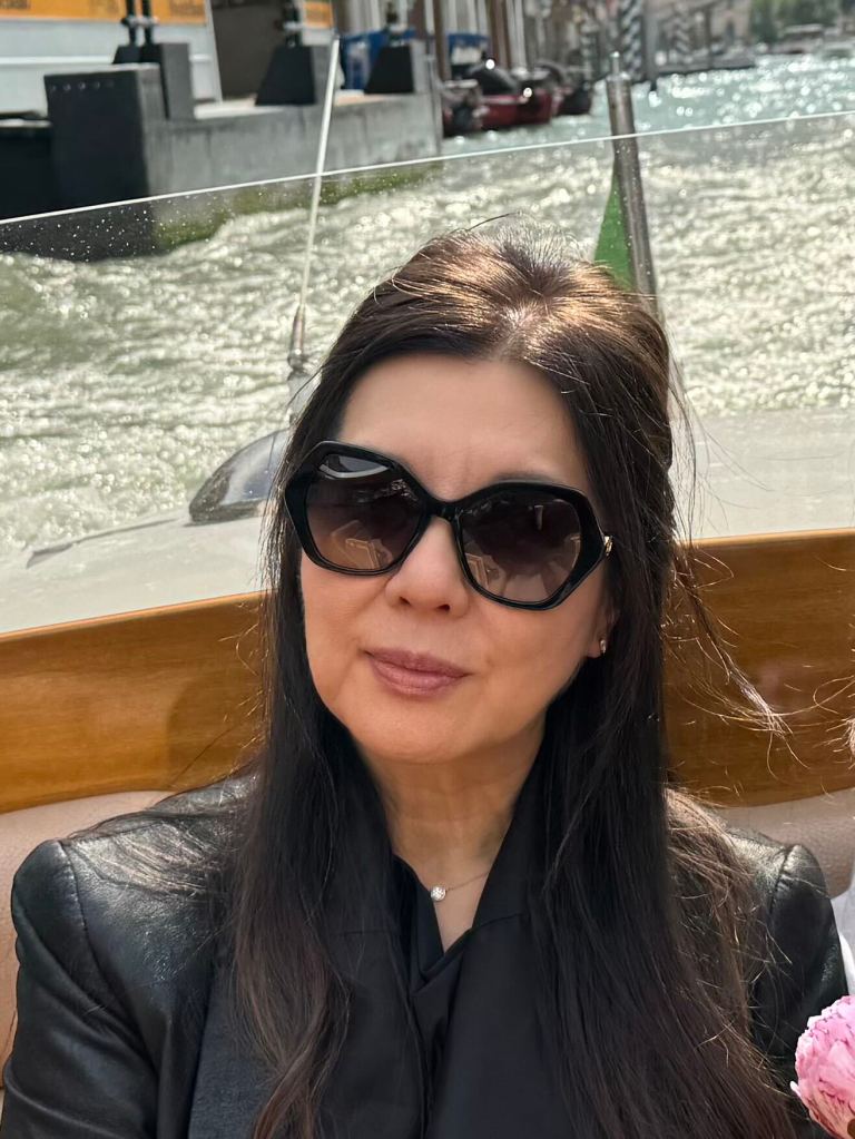 Family says financial ruin and mental trouble triggered broad daylight slaying of ‘extremely wealthy’ fashion couple