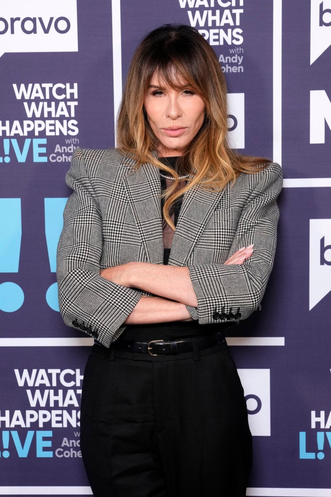 Luann de Lesseps tries upstaging ‘RHONY’ rival Carole Radziwill with photoshopped the outlet cover