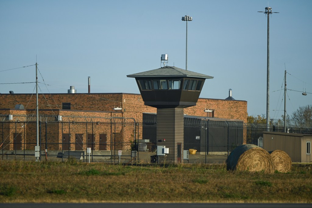 Inmates getting paper straws in Canadian prisons for ‘safer snorting’ of drugs