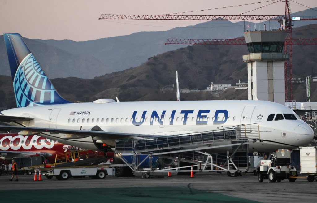 Man watches porn and masturbates in first class on United flight out of California — as woman speaks out