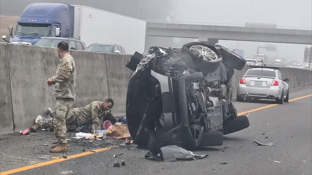 Drunk mom tries to stab her 2 daughters after wildly crashing car on highway — but Good Samaritans stop her: cops