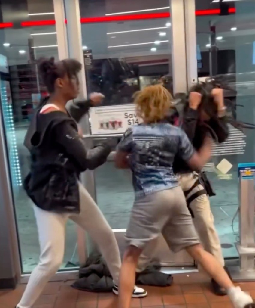 Shocking video shows women attacking off-duty cop at gas station