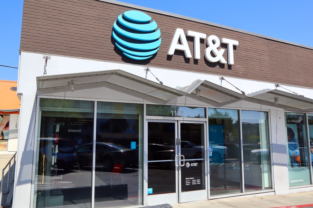 AT&T to send out $5K checks as part of $177M data breach settlement – how to find out you’re impacted