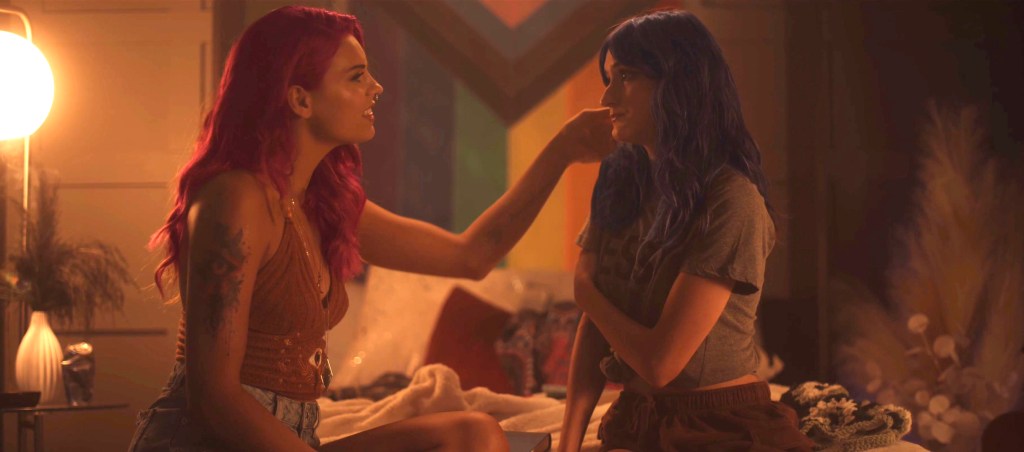 Steve Hilton drops shocking new ad teasing lesbian encounter: ‘What if my dad finds out?’