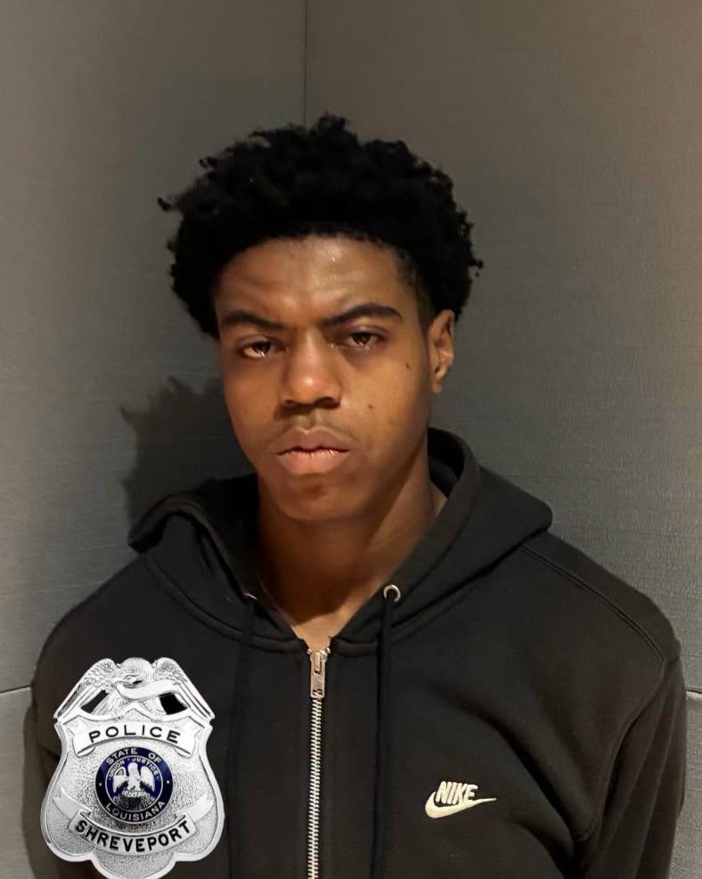 ‘Hero’ 13-year-old killed shielding younger sister from shooting
