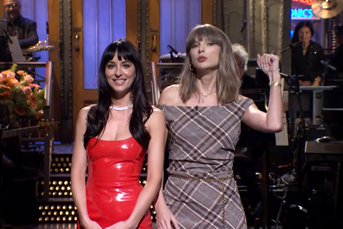 Taylor Swift is mad for plaid on ‘SNL’ with Dakota Johnson