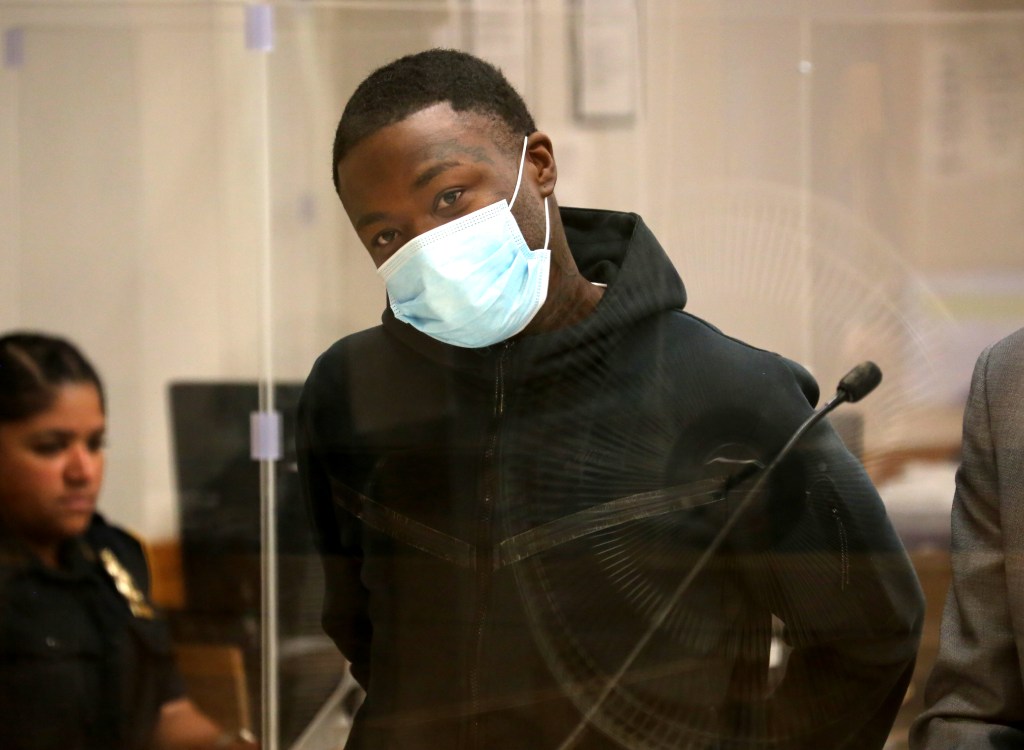 Bronx murderer demands $1M after slipping in jail shower