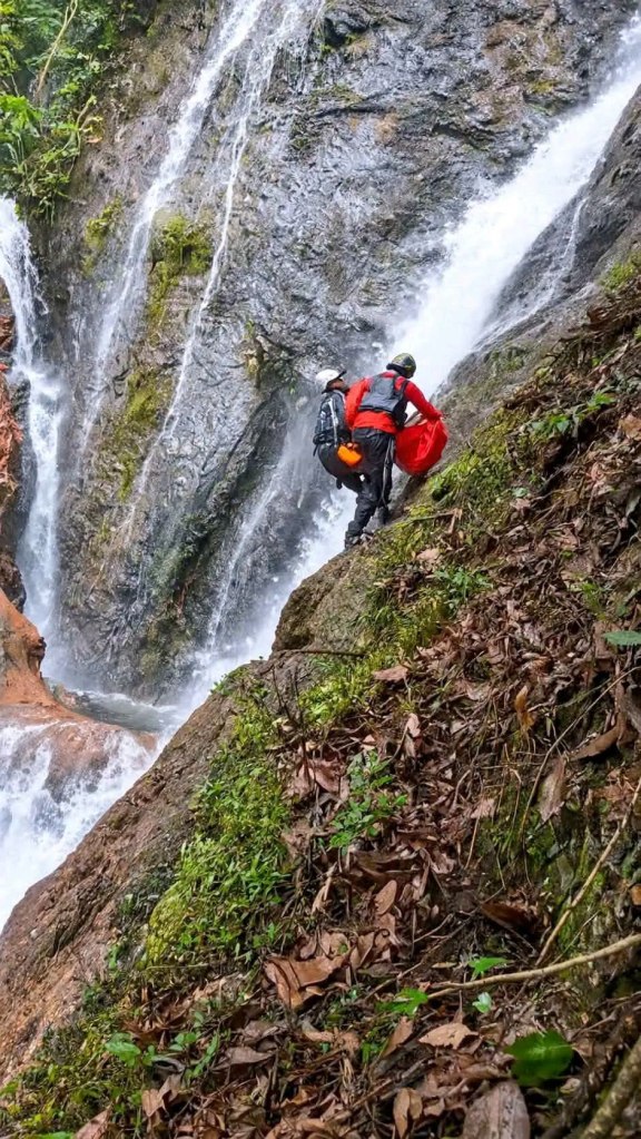 Sightseer slips plunges to death off 65-foot waterfall — friends filmed horrific moment