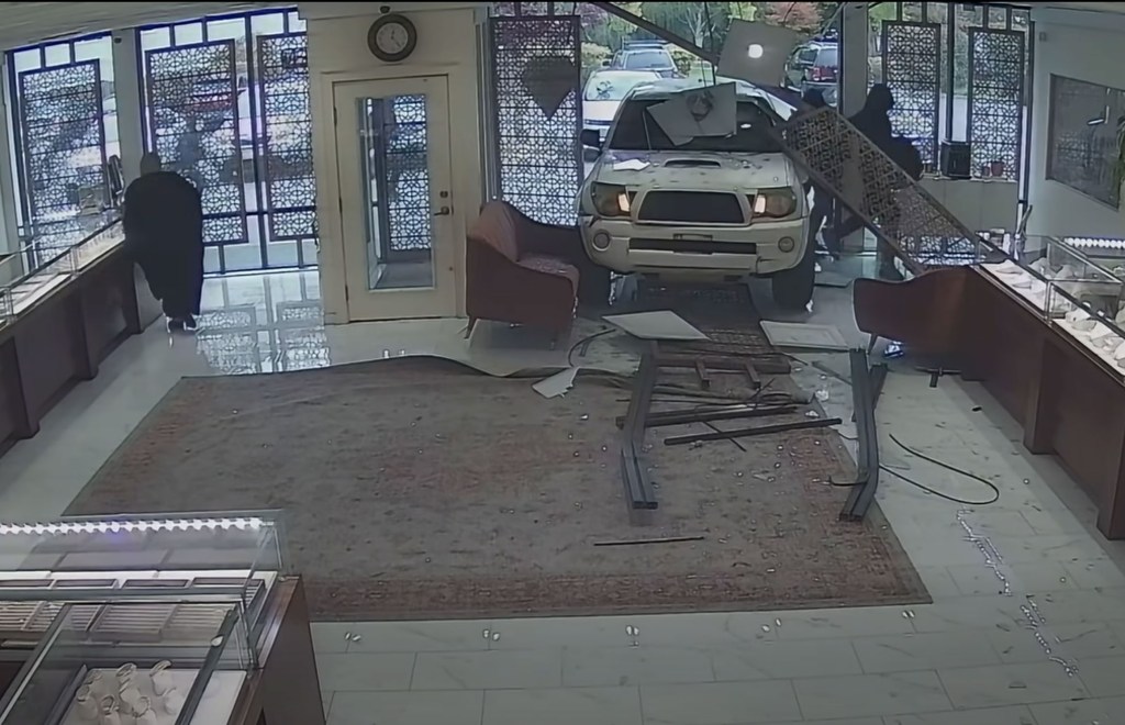 Jewelry store owner shoots at would-be thieves after truck smashes into business