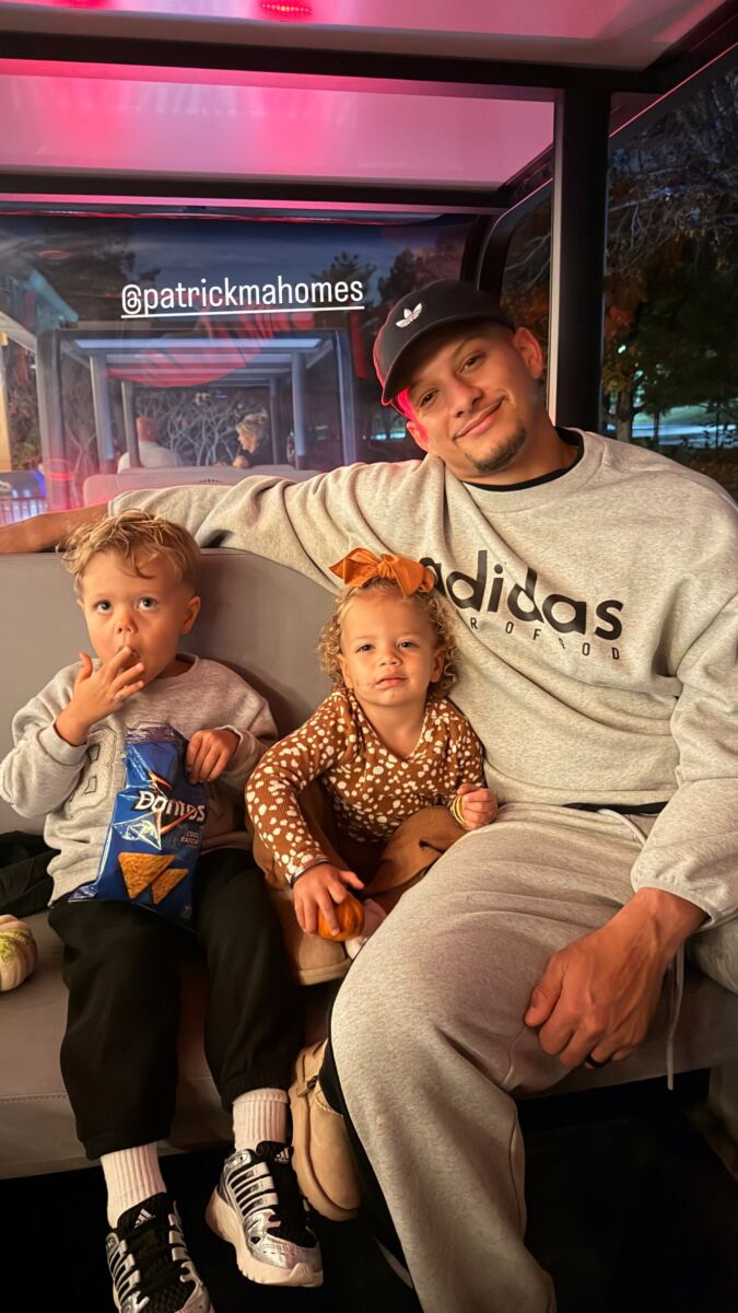 Patrick and Brittany Mahomes’ 3 kids steal the show in adorable pumpkin patch photos