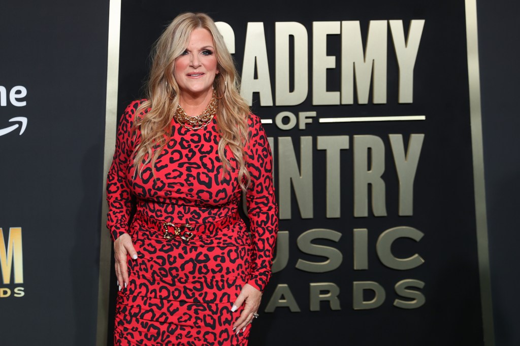 Trisha Yearwood, 62, shows off slim figure in rare red carpet appearance