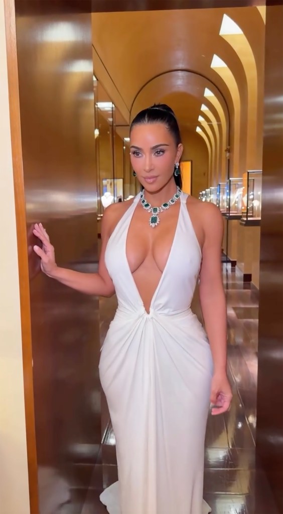 Kim Kardashian plucks Elizabeth Taylor’s $12.7M emerald necklace from the vault