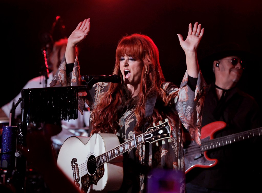 Wynonna Judd recalls mom Naomi talking about suicide ‘a lot’ before her death: ‘It was really awful’