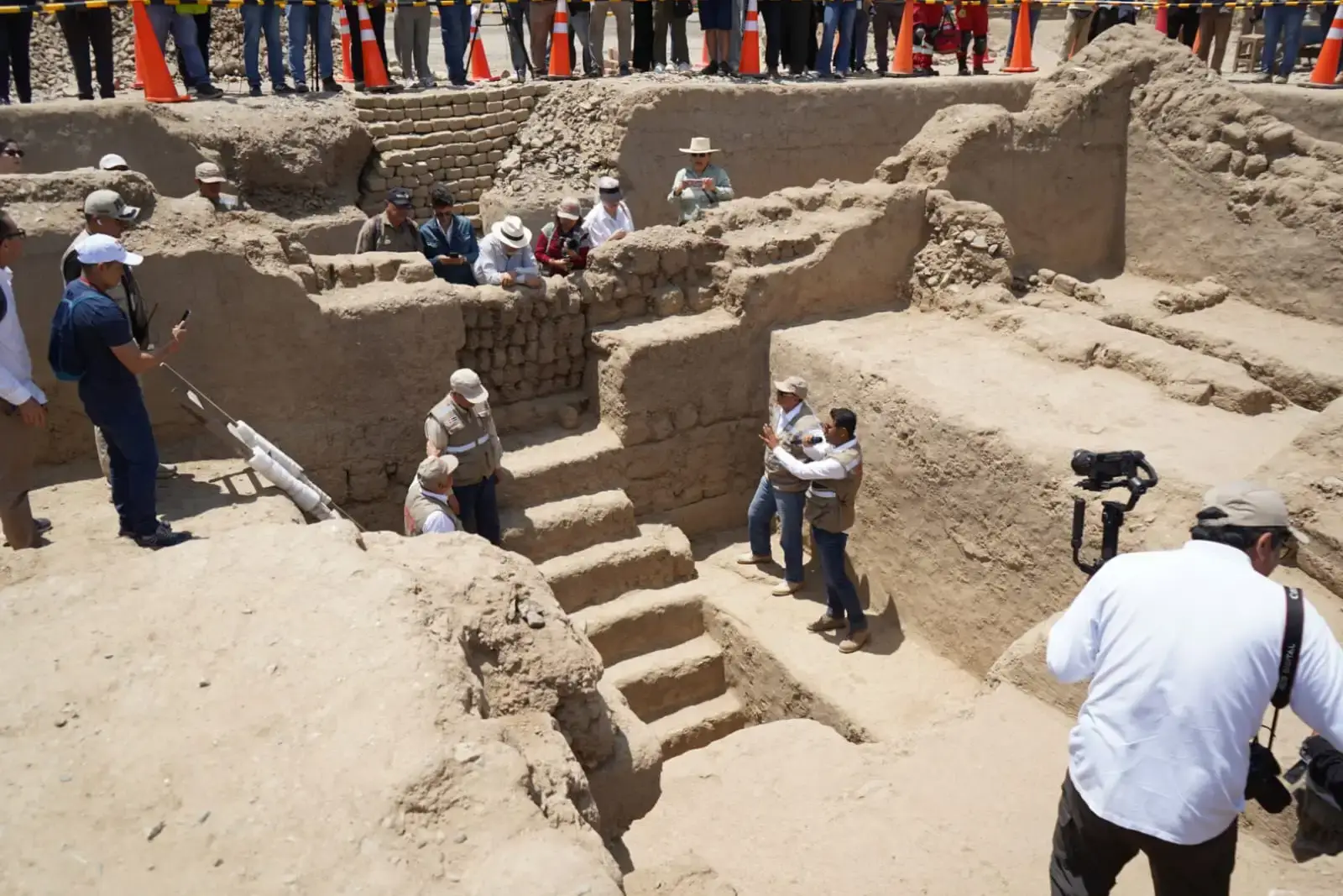 Archeologists discover hidden tomb untouched for 600 years that's 'like a treasure chest'
