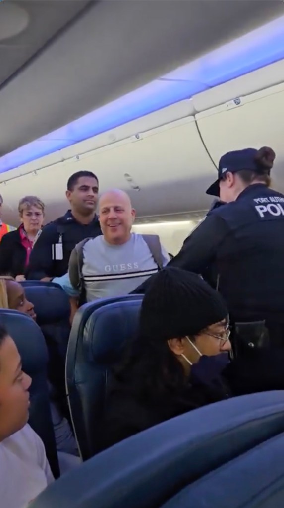 Raging passenger booted from Delta flight after unleashing drunk tirade onboard, hurling N-word