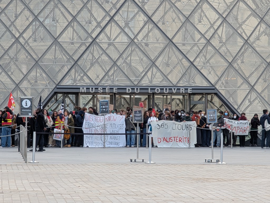 Paris to shut down the Louvre, other tourist attractions over fears of violent Saturday protests