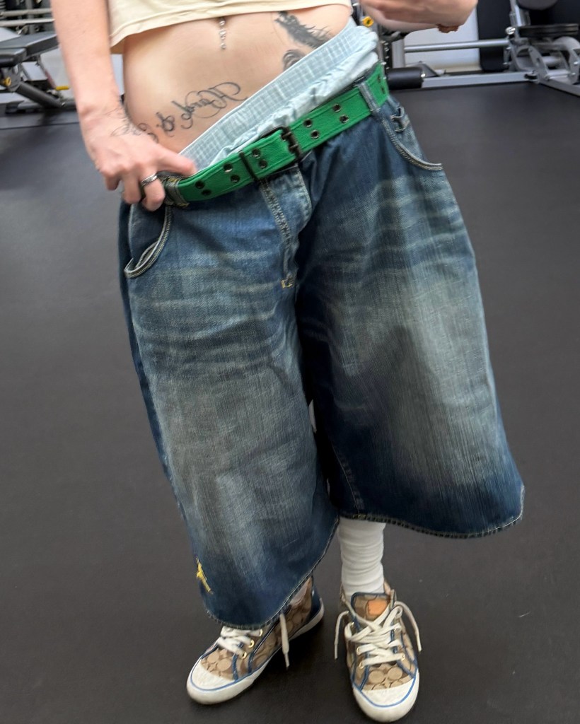 Billie Eilish debuts her lightest — and shortest — hair in years