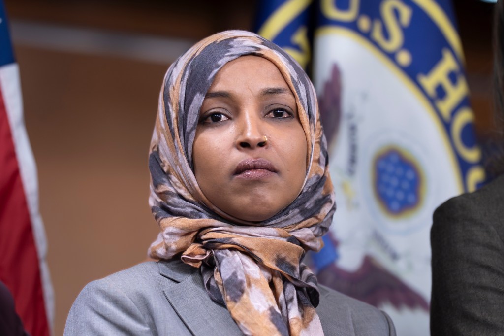 Obama backs Ilhan Omar amid probe, accuses Trump admin of weaponizing federal government: ‘So appalling’