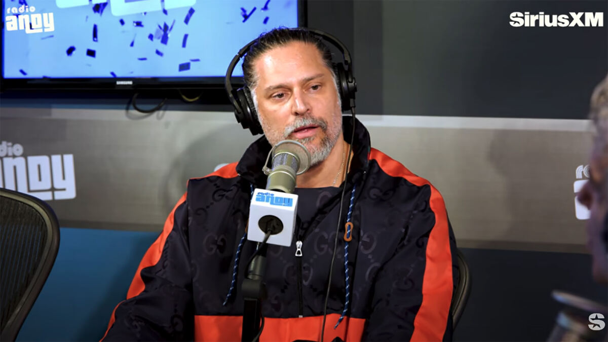 Joe Manganiello shares rare glimpse at mystery illness battle with heartbreaking hospital pics