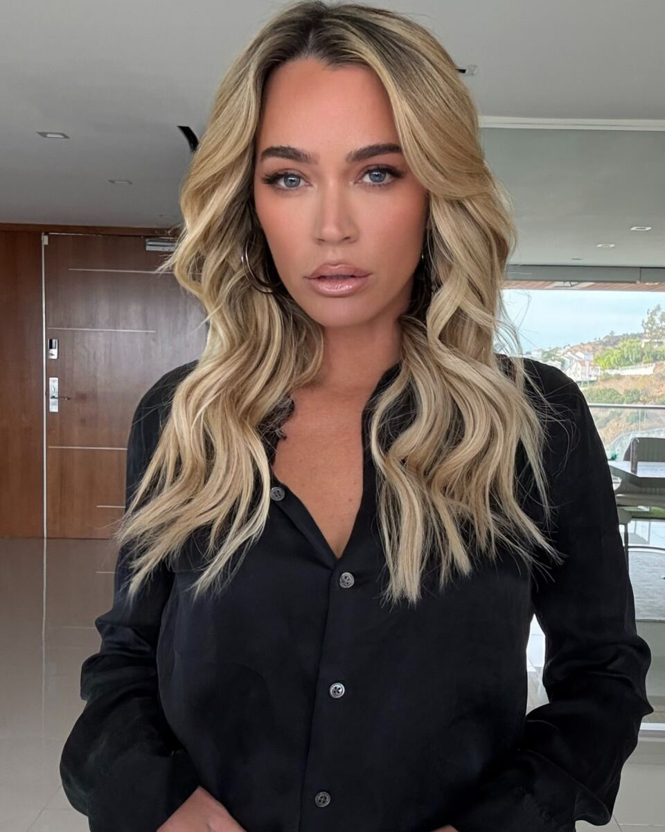 Teddi Mellencamp defends undergoing plastic surgery procedure during stage 4 cancer treatment