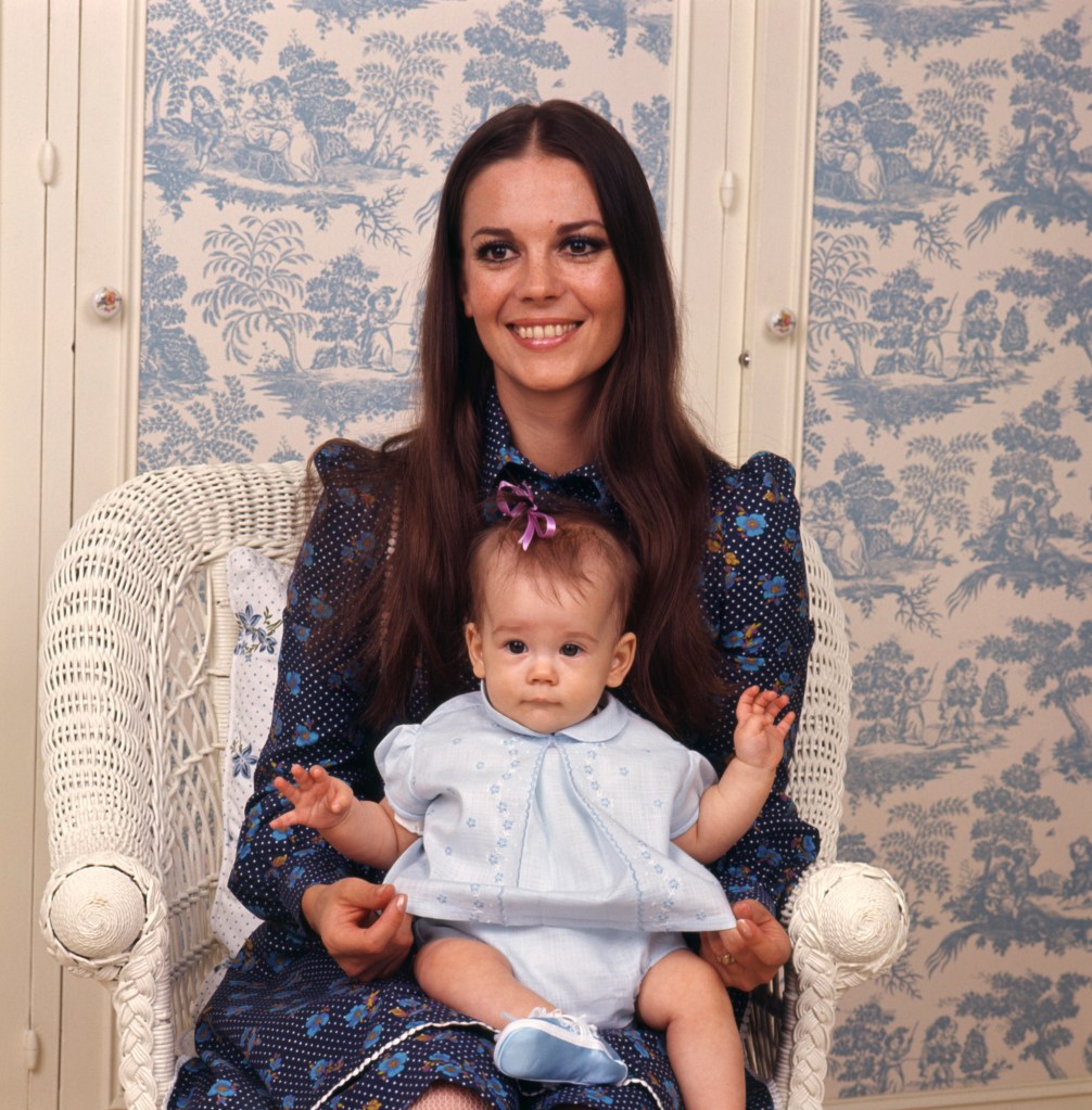 Robert Wagner shares rare pic with Natalie Wood’s lookalike daughter Natasha