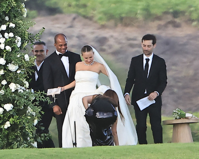 Jennifer Meyer speaks out on ex-husband Tobey Maguire officiating her wedding to Geoffrey Ogunlesi