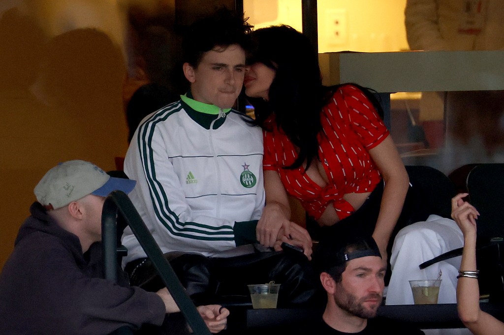 Kylie Jenner ‘putting pressure’ on Timothée Chalamet to propose — but actor is ‘not there yet’