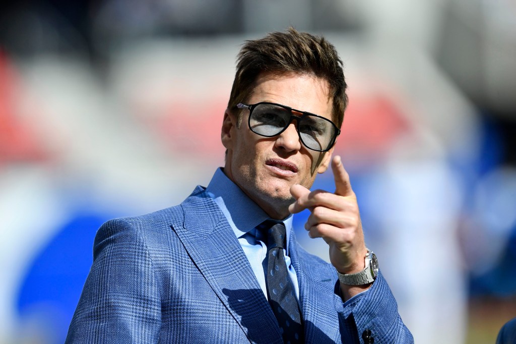 Tom Brady whips out another jaw-dropping $500K watch from his collection for Lions vs. Packers game