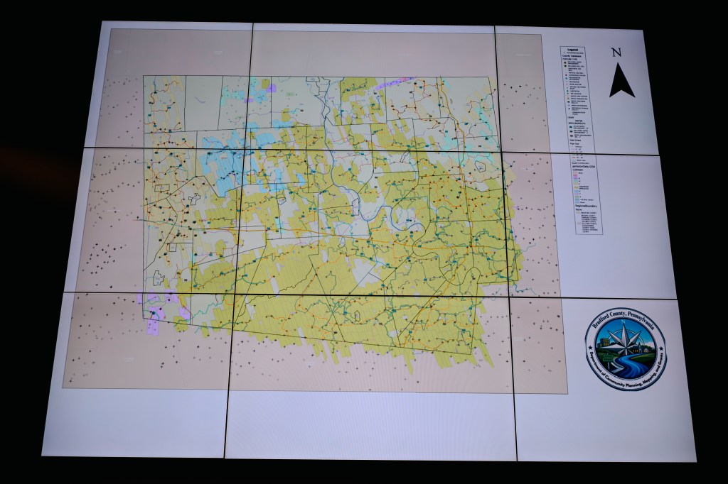 New York’s fracking ban leaves community to crumble while Penn. Neighbors boom with gas millions