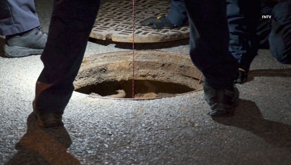 5 mysterious sewer divers emerge out of NYC manhole, continuing bizarre underground spree: cops