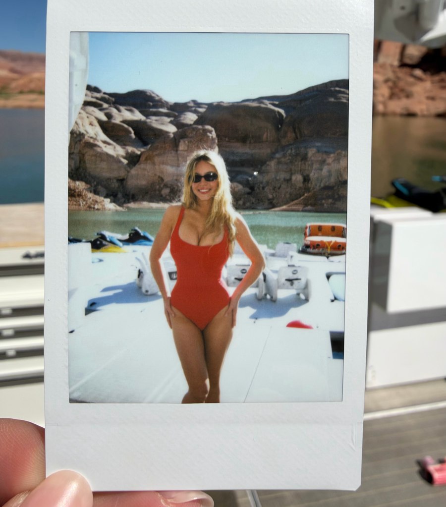 Sydney Sweeney goes full ‘Baywatch’ for vacation with boyfriend Scooter Braun