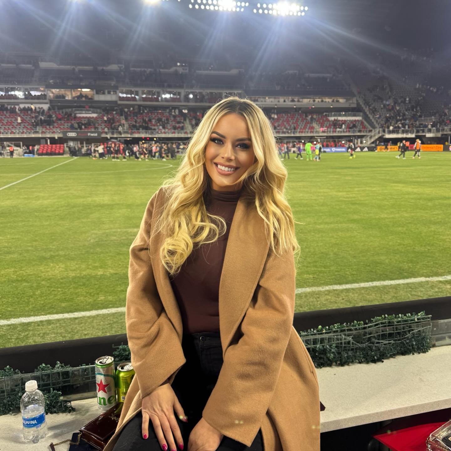 Britt McHenry gets into heated confrontation with unruly sports fan at NBA game