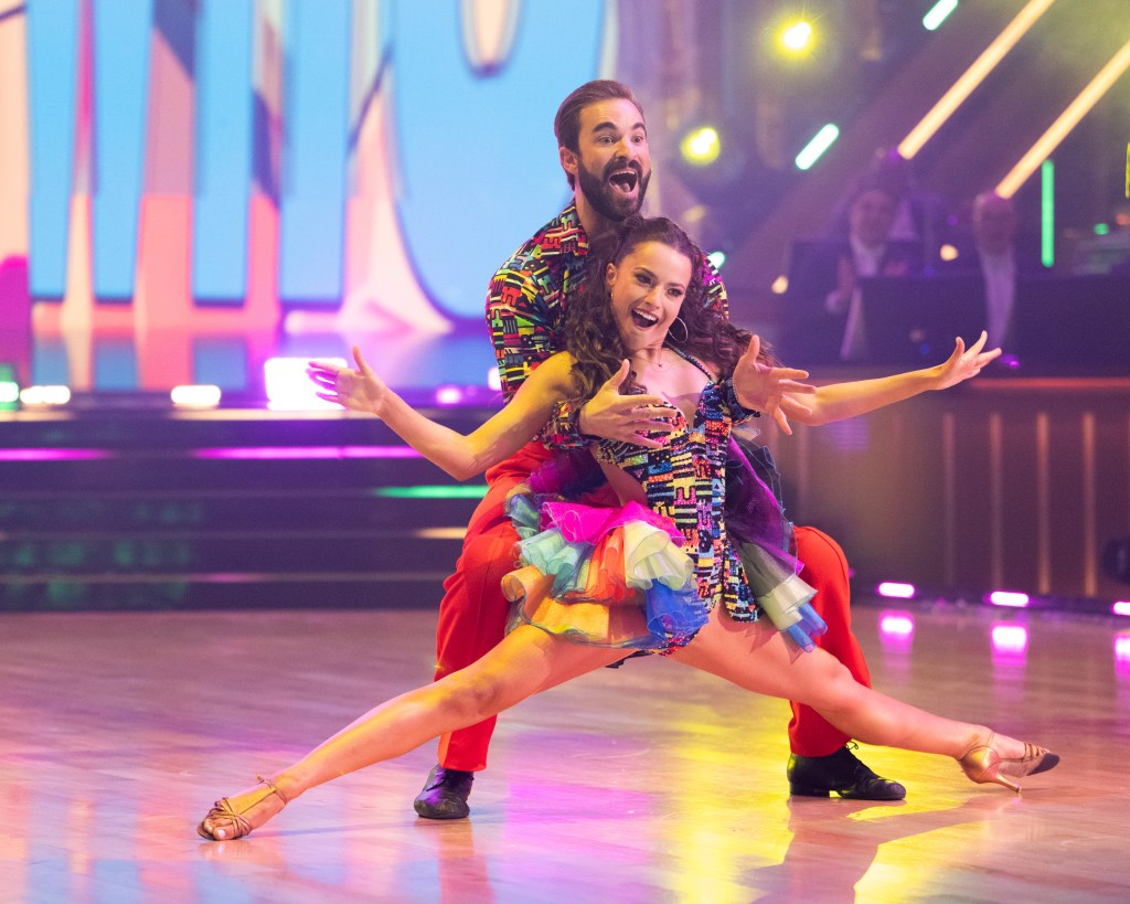 ‘Dancing With the Stars’ pro confirms romance with co-star in PDA-packed debut