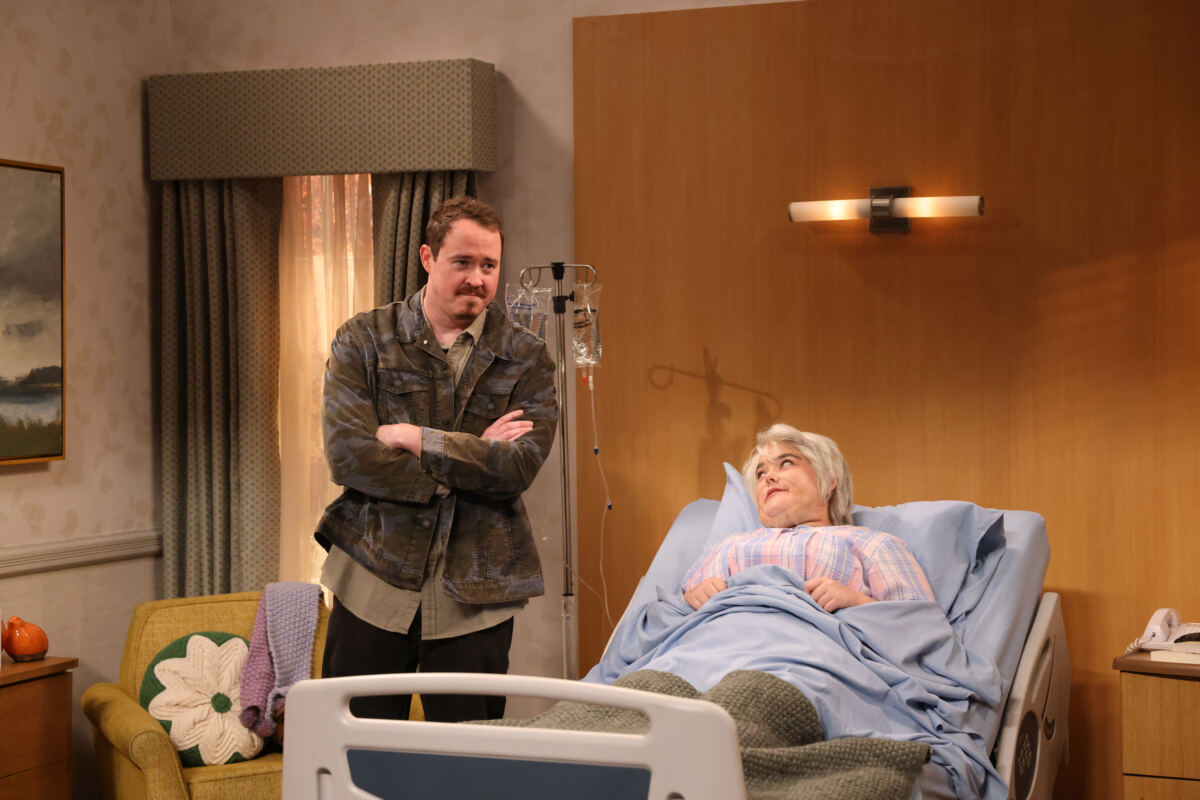 Former ‘SNL’ star fires back at Shane Gillis’ monologue amid outrage