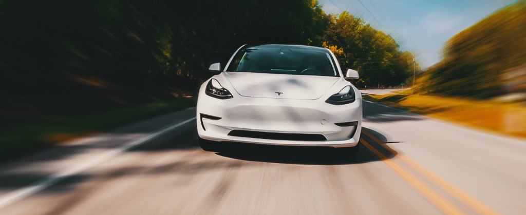 Tesla in ‘self-driving’ mode kills pedestrian, 71, on California freeway