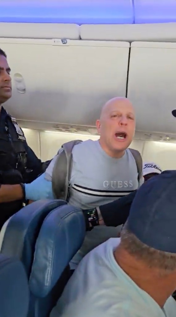 Raging passenger booted from Delta flight after unleashing drunk tirade onboard, hurling N-word