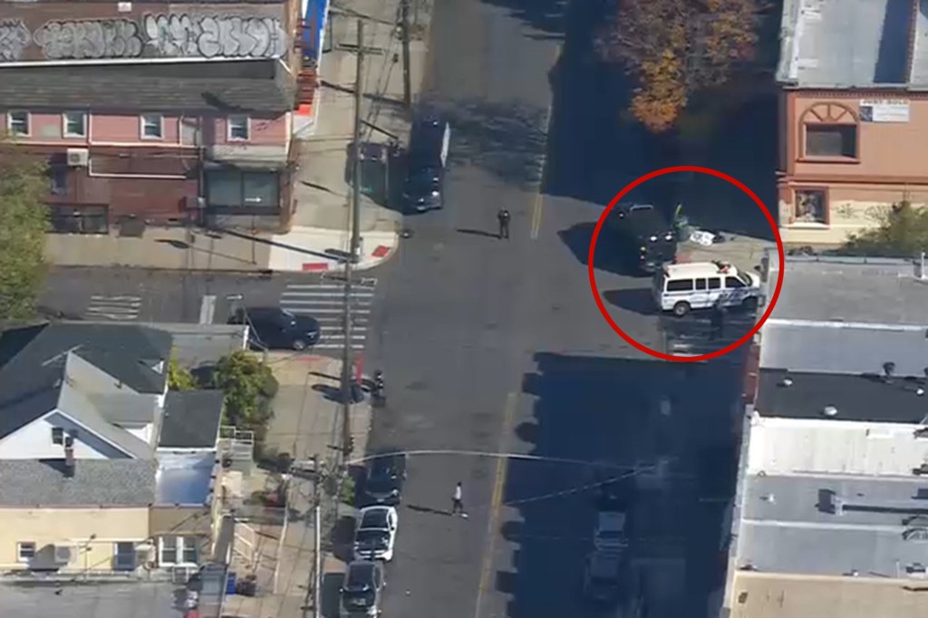 Corpse found in trash bag by homeless scavanger looking for scrap in NYC