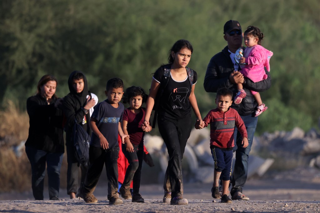 Biden admin approved 99% of applications for migrant kids in one year — exposing them to rapists, murders, new report shows