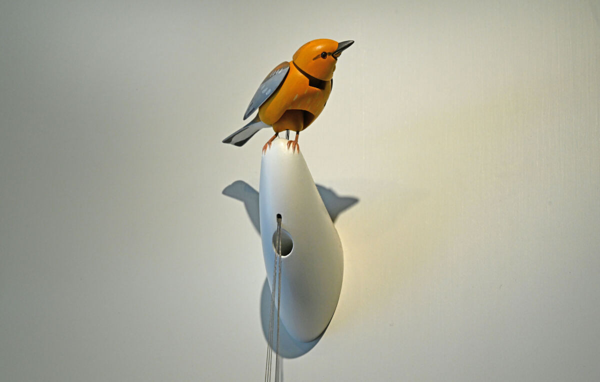 Toy bird at center of Kelly Clarkson store drama gets whopping new 8-figure price tag