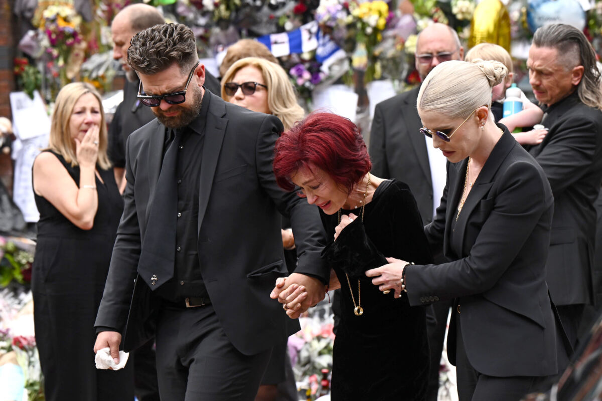Doctors warned Ozzy Osbourne not to perform final concert just 17 days before his death, son Jack reveals